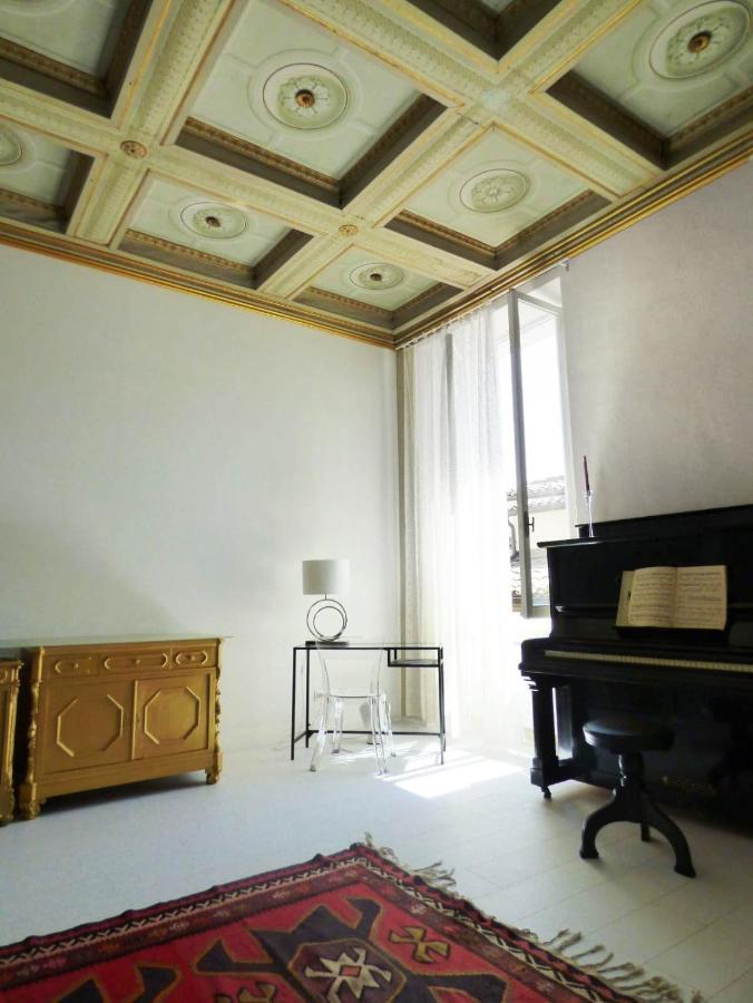 Appartement La Sosta Dell'Imperatore à Jesi Extérieur photo